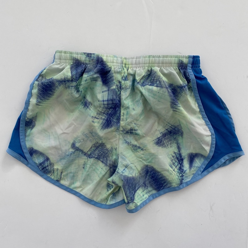 Nike dry fit tye die shorts - Picture 2 of 6
